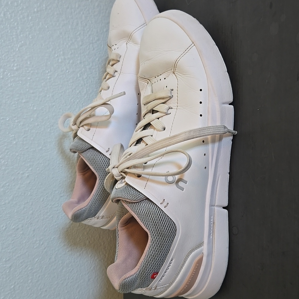 On Running Cloud The Roger Cloudtec Running Shoes… - image 2